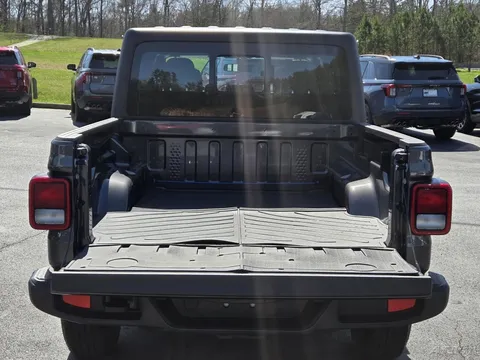 2025 Jeep JT Gladiator - Image 4 of 21