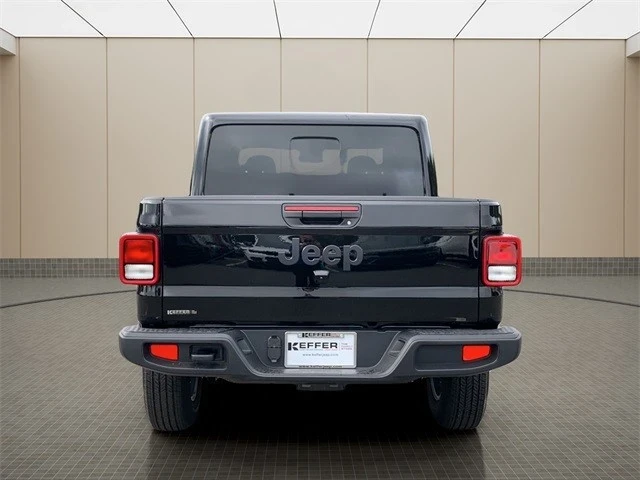 2025 Jeep JT Gladiator - Image 4 of 12