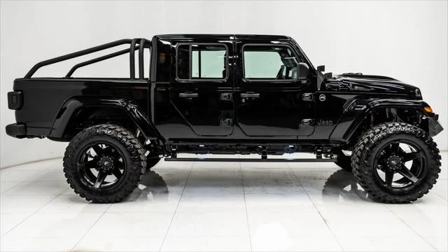 2025 Jeep JT Gladiator - Image 12 of 21