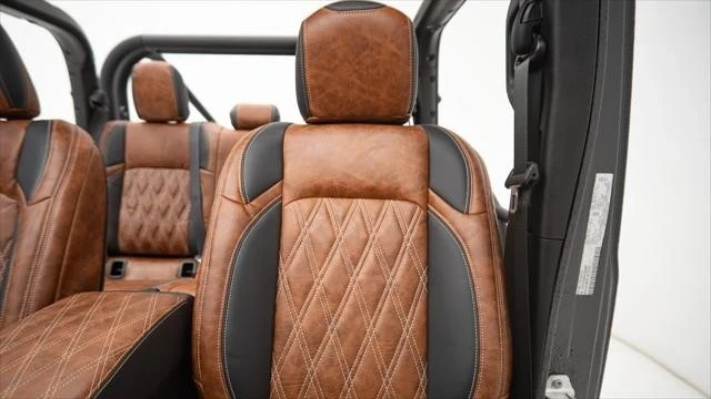 2025 Jeep JT Gladiator - Image 17 of 21