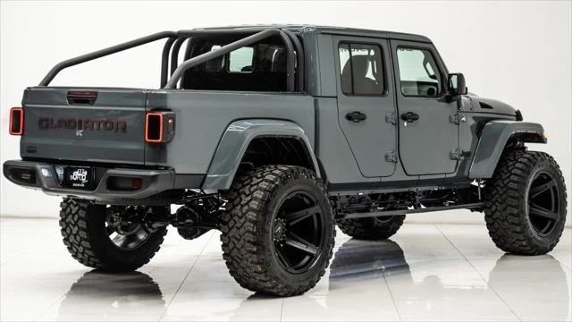 2025 Jeep JT Gladiator - Image 9 of 21