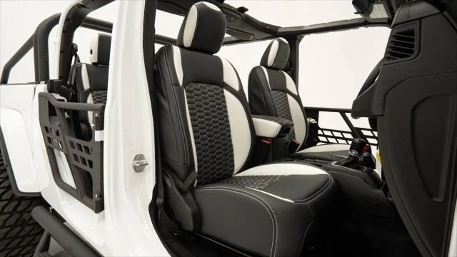 2025 Jeep JT Gladiator - Image 13 of 21