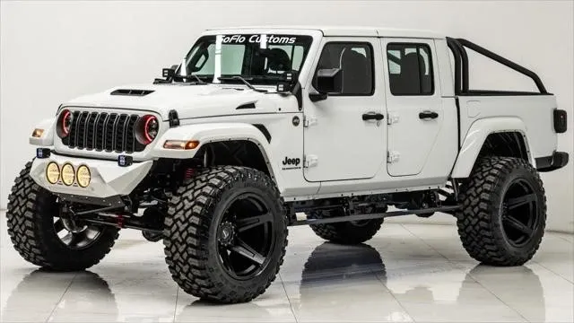 2025 Jeep JT Gladiator - Image 2 of 21