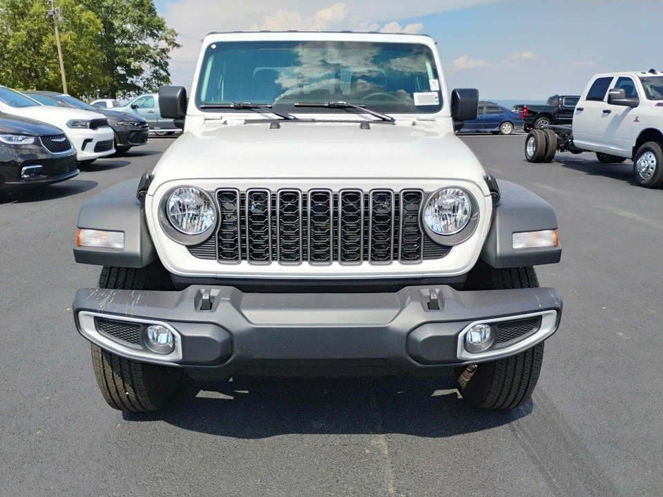 2025 Jeep JT Gladiator - Image 2 of 12