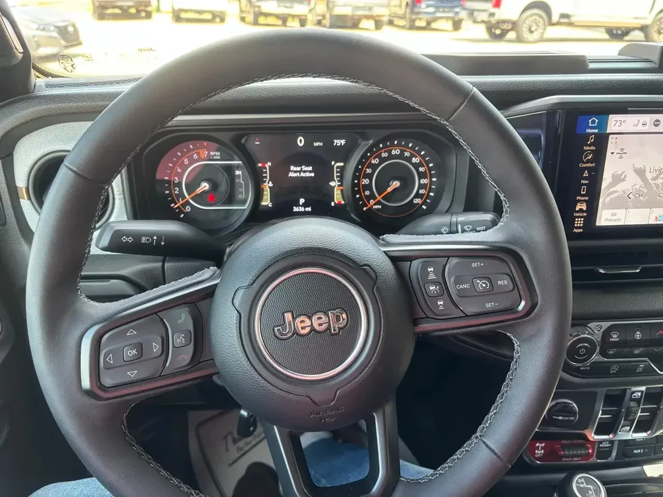 2025 Jeep JT Gladiator - Image 5 of 6