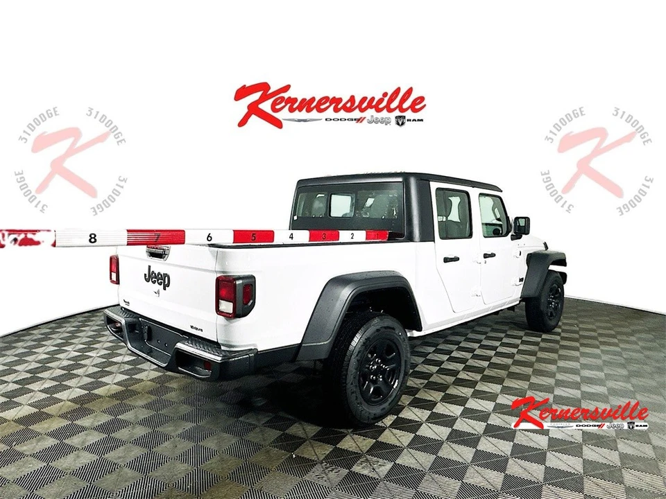 2025 Jeep JT Gladiator - Image 7 of 12