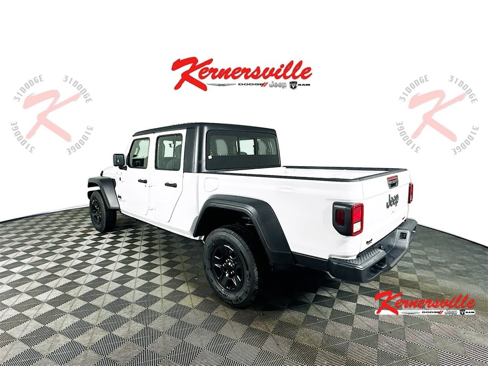 2025 Jeep JT Gladiator - Image 5 of 12