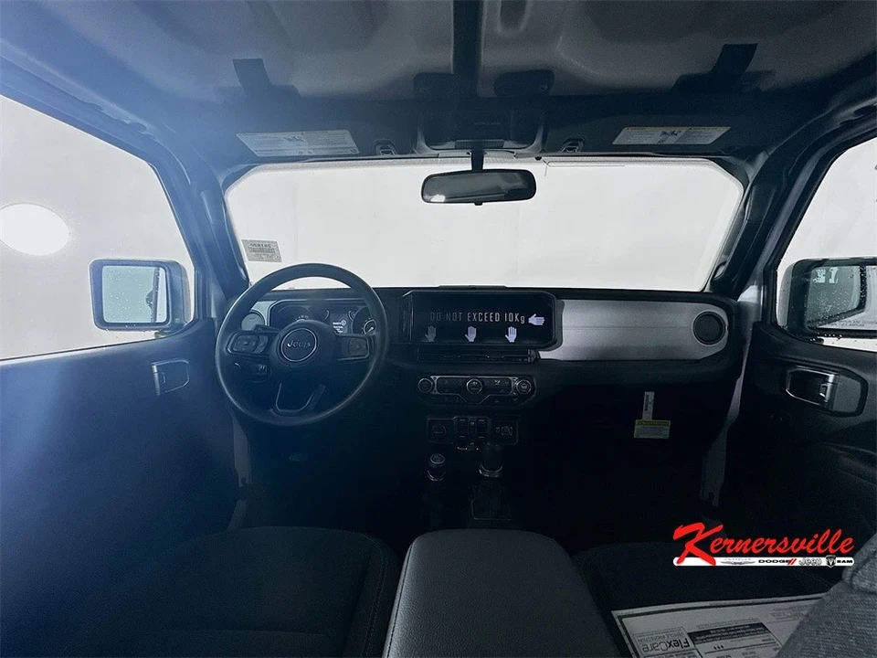 2025 Jeep JT Gladiator - Image 9 of 12
