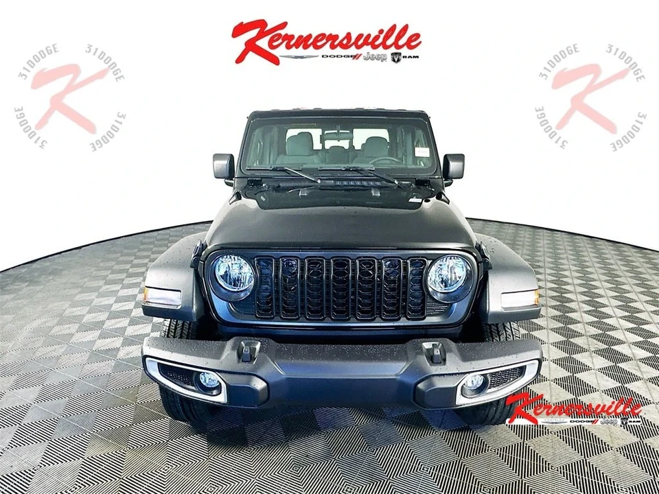 2025 Jeep JT Gladiator - Image 2 of 21