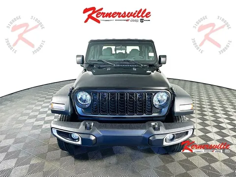 2025 Jeep JT Gladiator - Image 2 of 12