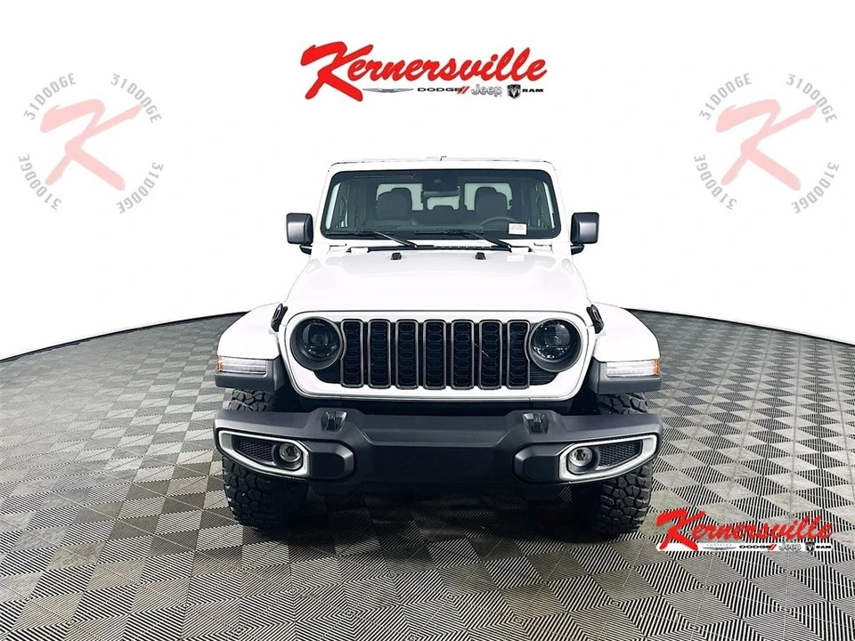 2025 Jeep JT Gladiator - Image 2 of 20