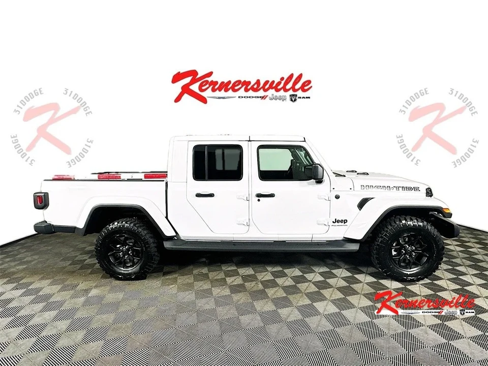 2025 Jeep JT Gladiator - Image 8 of 12