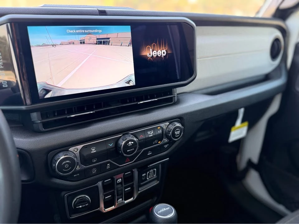 2025 Jeep JT Gladiator - Image 12 of 12