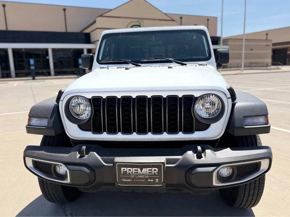 2025 Jeep JT Gladiator - Image 2 of 12