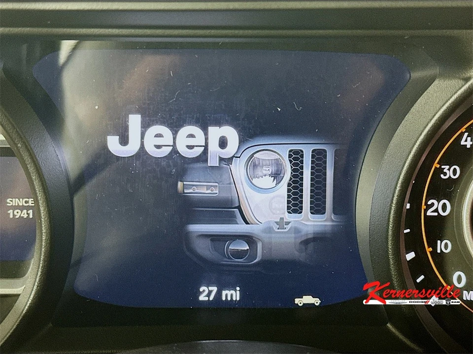2025 Jeep JT Gladiator - Image 11 of 12