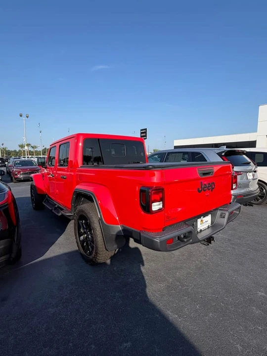 2025 Jeep JT Gladiator - Image 3 of 6