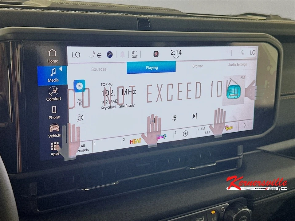 2025 Jeep JT Gladiator - Image 13 of 21