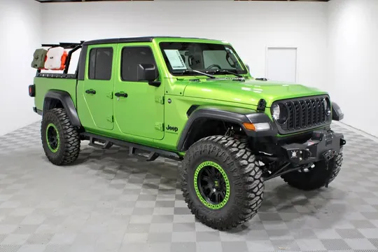 2025 Jeep Gladiator Sport