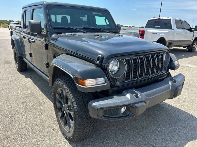 2025 Jeep JT Gladiator - Image 3 of 5