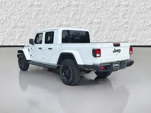 2025 Jeep JT Gladiator - Image 5 of 20