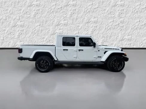 2025 Jeep JT Gladiator - Image 2 of 20