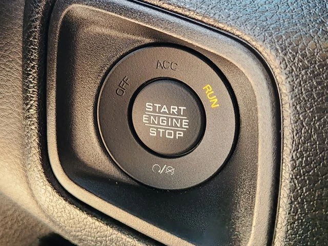 2025 Jeep JT Gladiator - Image 19 of 20