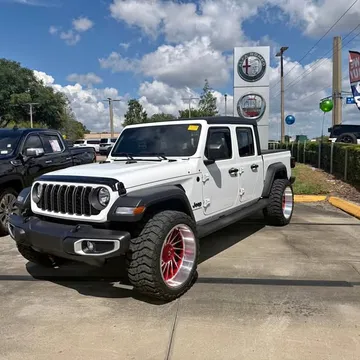 2025 Jeep Gladiator Sport