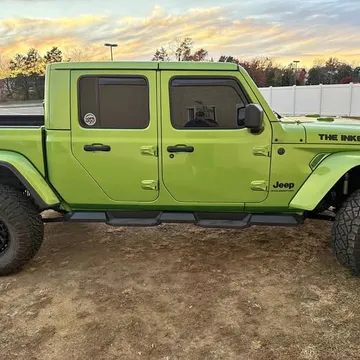 2025 Jeep Gladiator Sport Pickup 4D 5 ft
