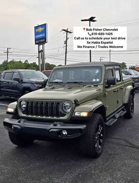 2025 Jeep Gladiator Sport Pickup 4D 5 ft