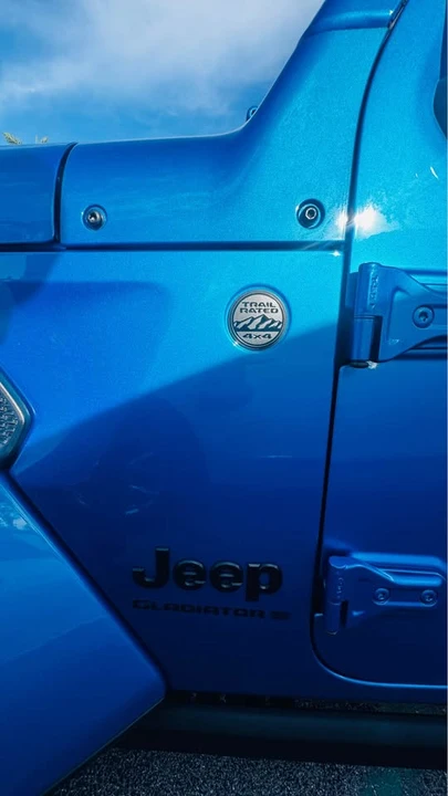 2025 Jeep JT Gladiator - Image 4 of 14