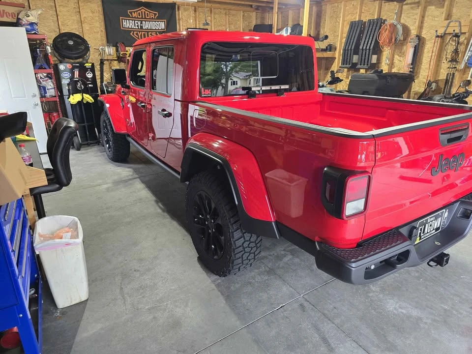 2025 Jeep JT Gladiator - Image 3 of 6