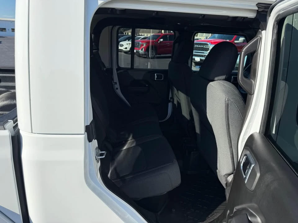 2025 Jeep JT Gladiator - Image 7 of 14