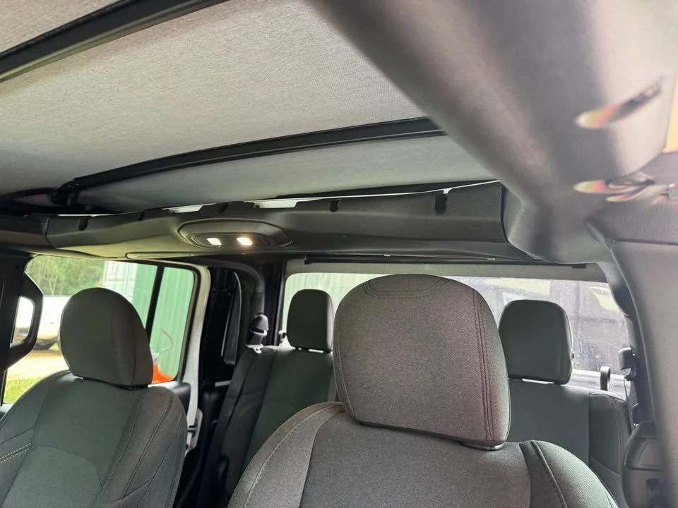 2025 Jeep JT Gladiator - Image 15 of 18