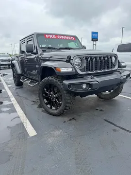 2025 Jeep Gladiator Sport Pickup 4D 5 ft