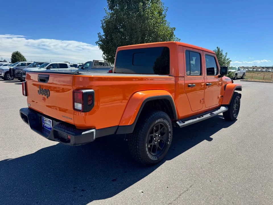2025 Jeep JT Gladiator - Image 5 of 14