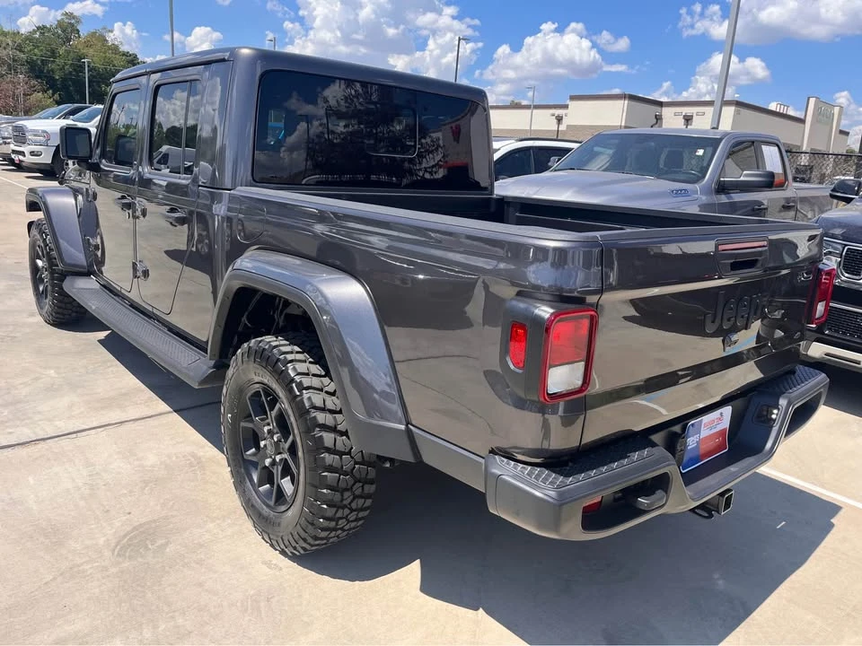 2025 Jeep JT Gladiator - Image 5 of 5