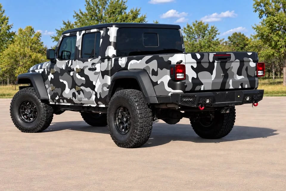 2025 Jeep JT Gladiator - Image 5 of 8