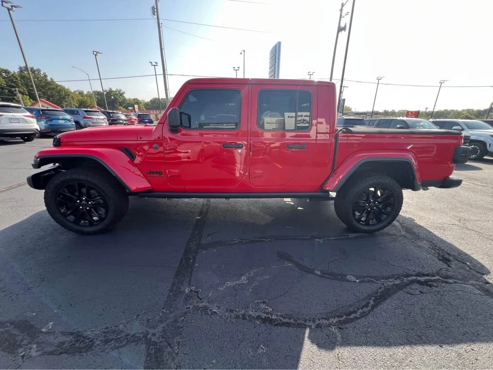 2025 Jeep JT Gladiator - Image 3 of 17