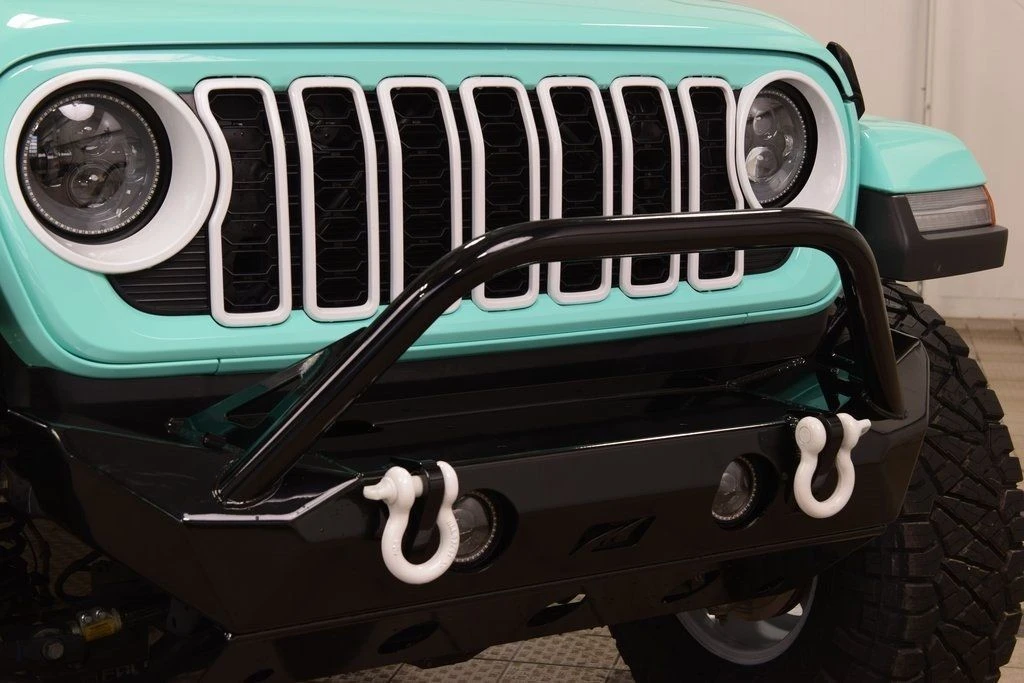 2025 Jeep JT Gladiator - Image 11 of 21