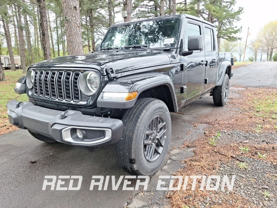 2025 Jeep JT Gladiator - Image 1 of 12