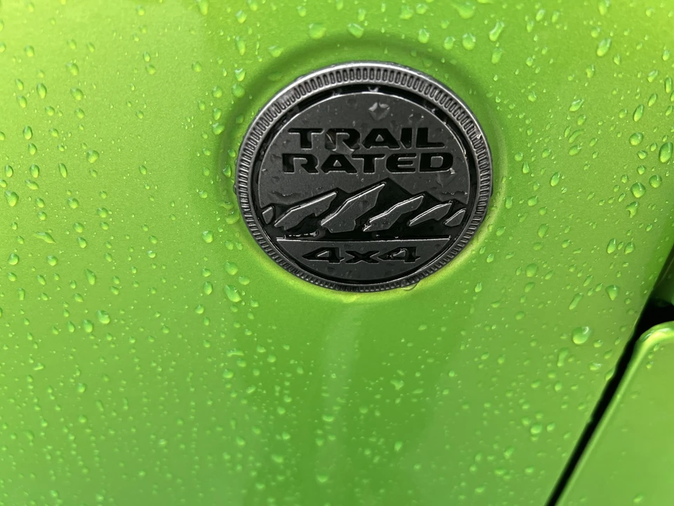 2025 Jeep JT Gladiator - Image 7 of 12