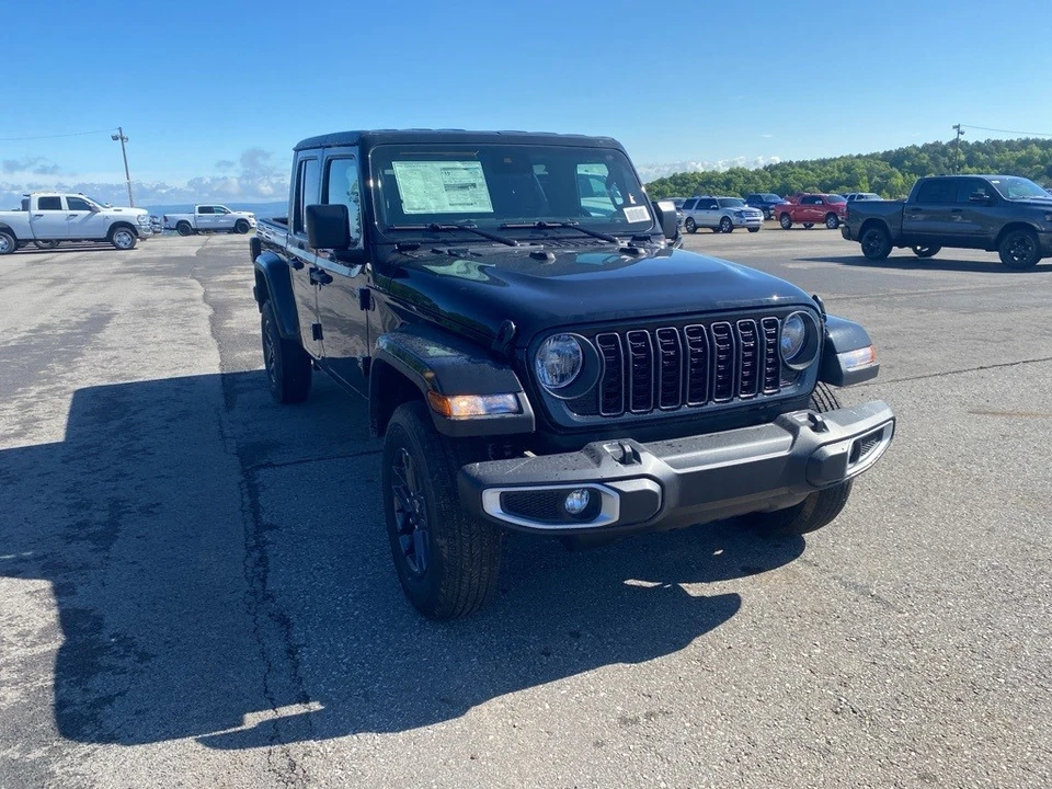 2025 Jeep JT Gladiator - Image 3 of 12