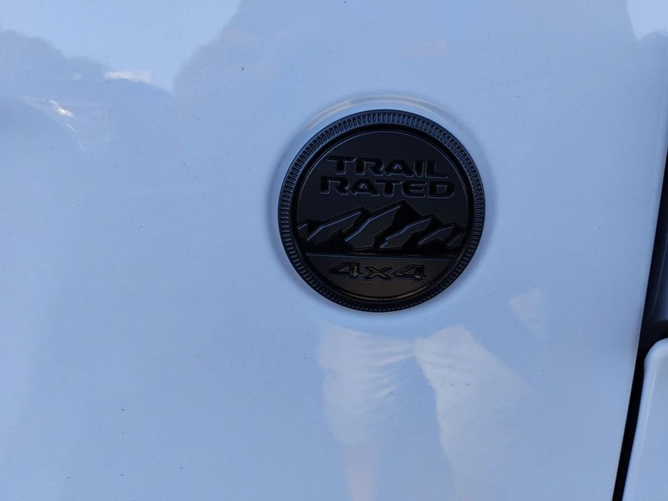 2025 Jeep JT Gladiator - Image 11 of 12