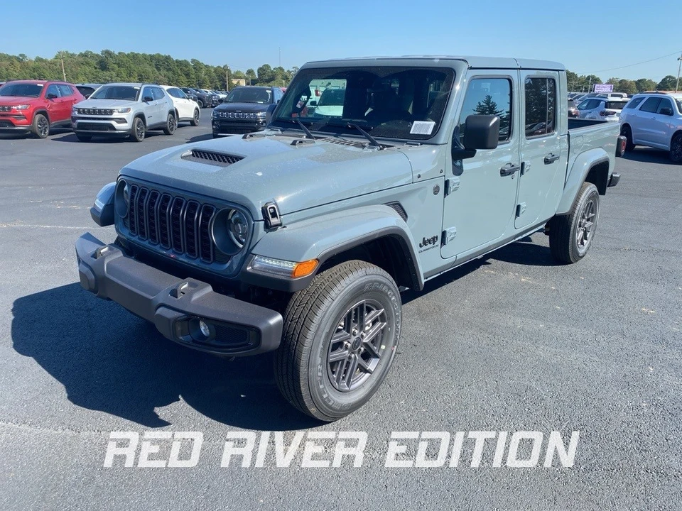 2025 Jeep JT Gladiator - Image 1 of 12