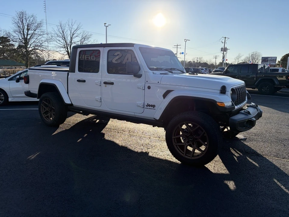 2025 Jeep JT Gladiator - Image 3 of 12