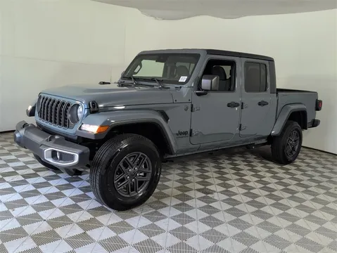 2025 Jeep JT Gladiator - Image 4 of 12