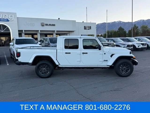 2025 Jeep JT Gladiator - Image 5 of 20
