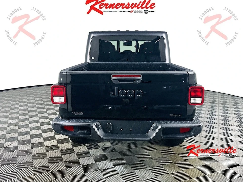 2025 Jeep JT Gladiator - Image 6 of 12