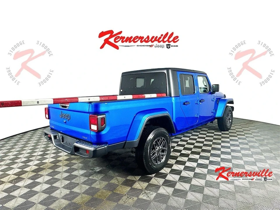 2025 Jeep JT Gladiator - Image 7 of 20