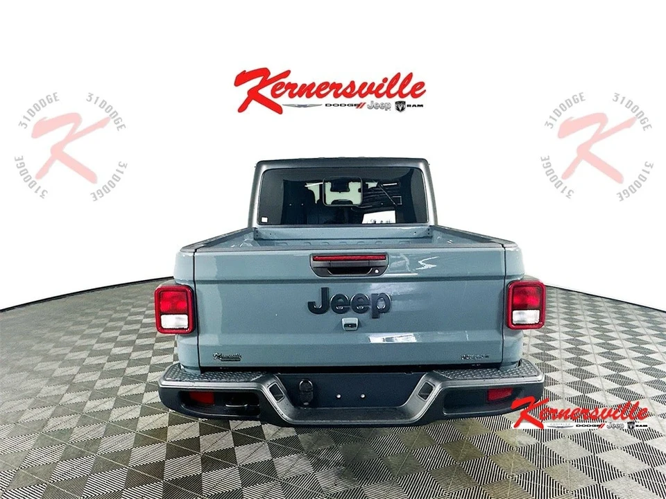 2025 Jeep JT Gladiator - Image 6 of 12